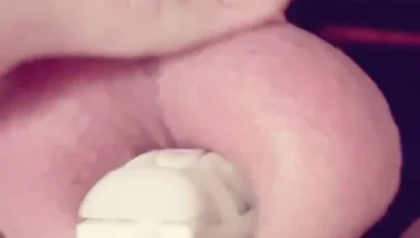 Cum in Chastitty