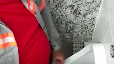 I Sucked My Colleague in the Bathroom of the Firm