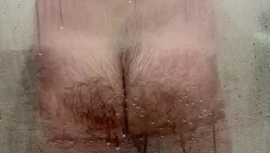 Need a Better View, Let Me Wipe the Shower Screen for You