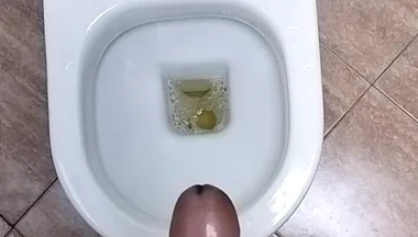 Pissing & Masturbation