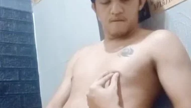 Filippino Young Dirty Twink Take His Own Cum