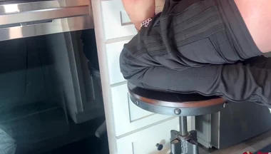 Hung Papi Viral Video Fucking While Cooking Pasta Bareback