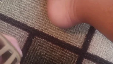 Jacking off with Heels and Nylons and Cumming on Heel