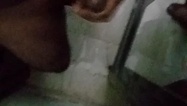 Desi Muscular Boy Oiled His Dick and Masturbates Infront of the Mirror When Nobody in the House