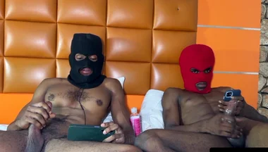 Horny Straight Guys Masturbate