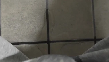 Got so Exited Peeing My Self That My Legs Started to Shake