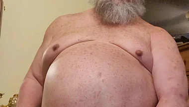 Big Bear Bates His Big Cock on a Sunday