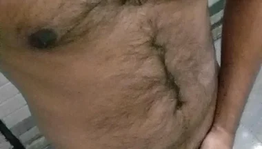 Seeing Friend's Wife's Pussy, I Masturbated in the Bathroom