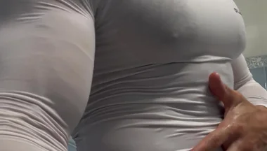 Compressions Get Too Tight and Wet Squeezed Around of Huge Muscles