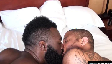 Barebackthathole Donte Oxun Fucked by Bryan Knight in POV Threesome