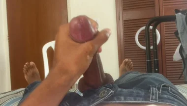 Daddy Doesn't Need to Take off His Clothes to Make You Wet, Look How I Get a Nut