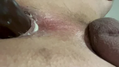 Whiteboy and His Dildo