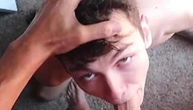 Cocksucker Doing His Job And Making Himself Cum Too