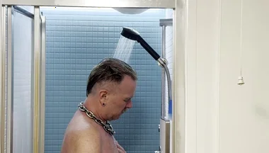 Butlins Shower