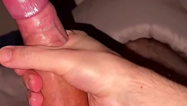 Bigdickdoug Cumming Huge While Shakeing and Moaning Loud