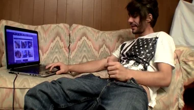 Devin Reynolds In Devin Enjoys His Own Porn