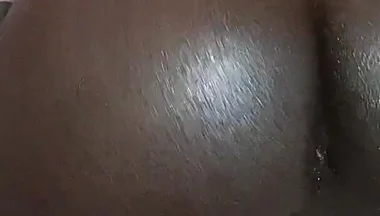 Watch My Juicy Butt Bounce!