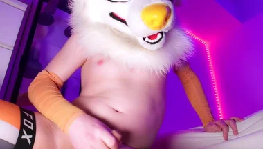Cumming with Large Duster