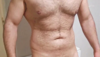 For Those Who Like to Show off Their Arm Muscles and Armpits