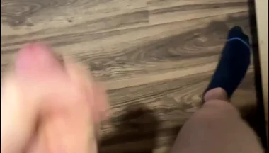 Horny 18yo Twink Jerks off & Moans Loud - Huge Cum Explosion!