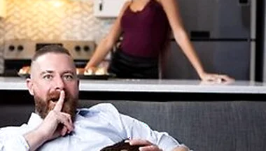 Maverick Sun Gets Horny While His Girlfriend Cooks And Sneaks A Quickie With Stepdaddy Cakes