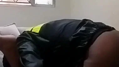 He Asked for a Motorcycle Courier and Took Him to Sit at Home