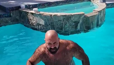I Love Some Pool Time