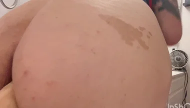 Every Time His Girlfriend Leaves the House He Puts Her Dildos in His Ass