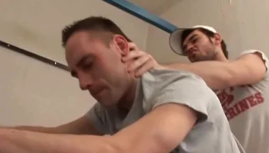 Un Break En El Trabajo Para Algo De Sexo (full Video)