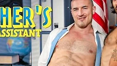 Teachers Pet Turned Lover - Twink Noah Asli Seduces Ex Hunk Teacher Derek Kage