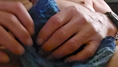 Stroking and Cumming to VR Porn