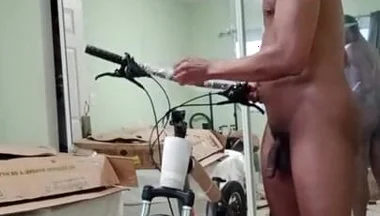 Nude Bike Construction