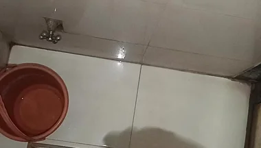 Desi Boy Jerk off on Toilet Masterbet in the Toilet