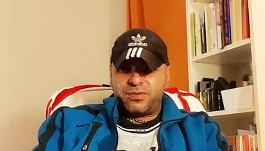 Dj Bro Pissing in Front of the Pc and Wet Pants VR the Mirror