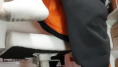 Dirtyjunkbro Spreads Her Ass