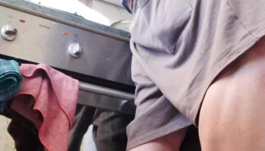 Husband Jerk off to Sink He Is Fast Becasue Wife Can Catch.