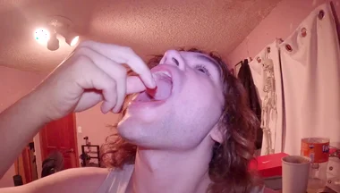 Gummies Get Punished for Squatting in a Giant's Domain
