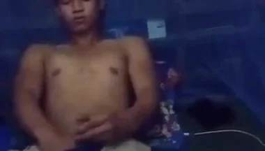 Virgin Sexy Pinoy Twink Boy Masturbation