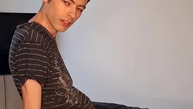 Rafael Cute Sexy Young Guy Fuck a Big D Ass Gay Anal Old Young Bareback