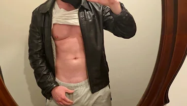 After Work Jerk off in Black Leather Jacket! Hot Stepdaddy Shows Muscles & Pumps Thick Cock