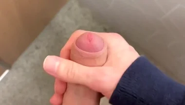Was so Horny on the Train