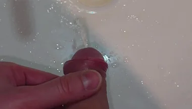 Pissing to the Bathroom Sink - POV