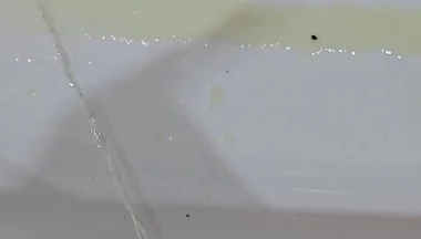 Peeing to the Bathtub