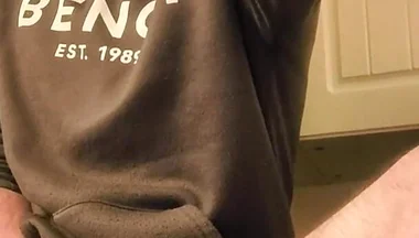 Big Dick Wanking and Smoking