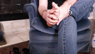 Hard Working Man Jerks Cock & Feet