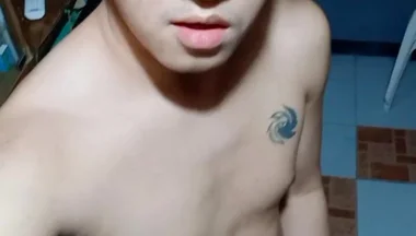 Let Me Give It to You Stepdaddy! Pinoy Twink Masturbation and Live Cum