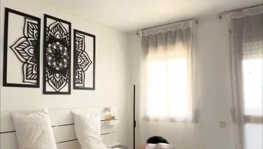 Tiding the Bed Naked