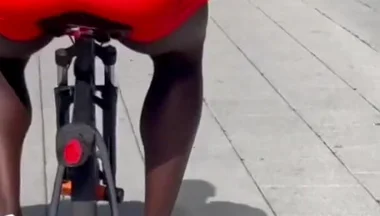 2501739694.mp4
