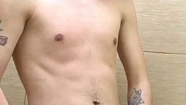 A Shower of Twink Cum