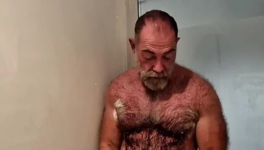 Hairy Muscle Stepdaddy Showering